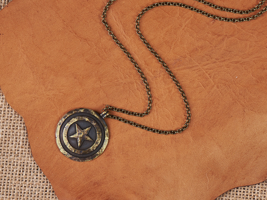Captain America Shield Necklace Pendant Amulet with chain