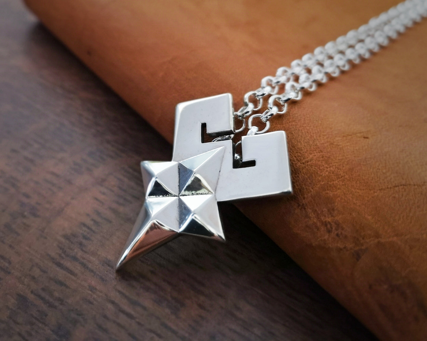 Collier pendentif princesse reine héritière en argent sterling 925 Kingdom Hearts Sora