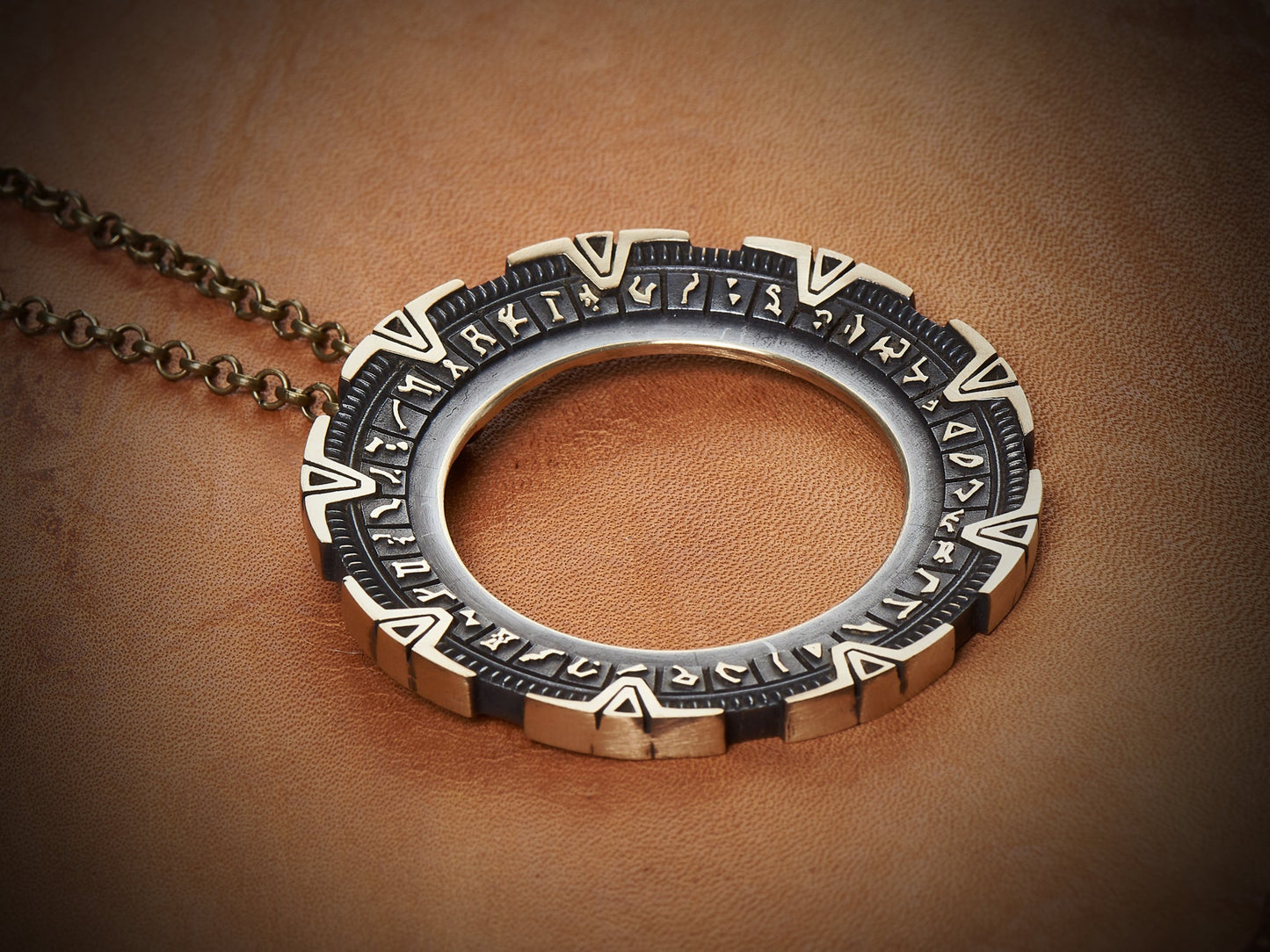 925 Sterling Silver / Brass Premium Quality Stargate SG1 Atlantis Universe Portal Pendant Necklace - Stargate Atlantis Jewelry Charm Amulet - Stargate Merchandise Cosplay - Baldur Jewelry