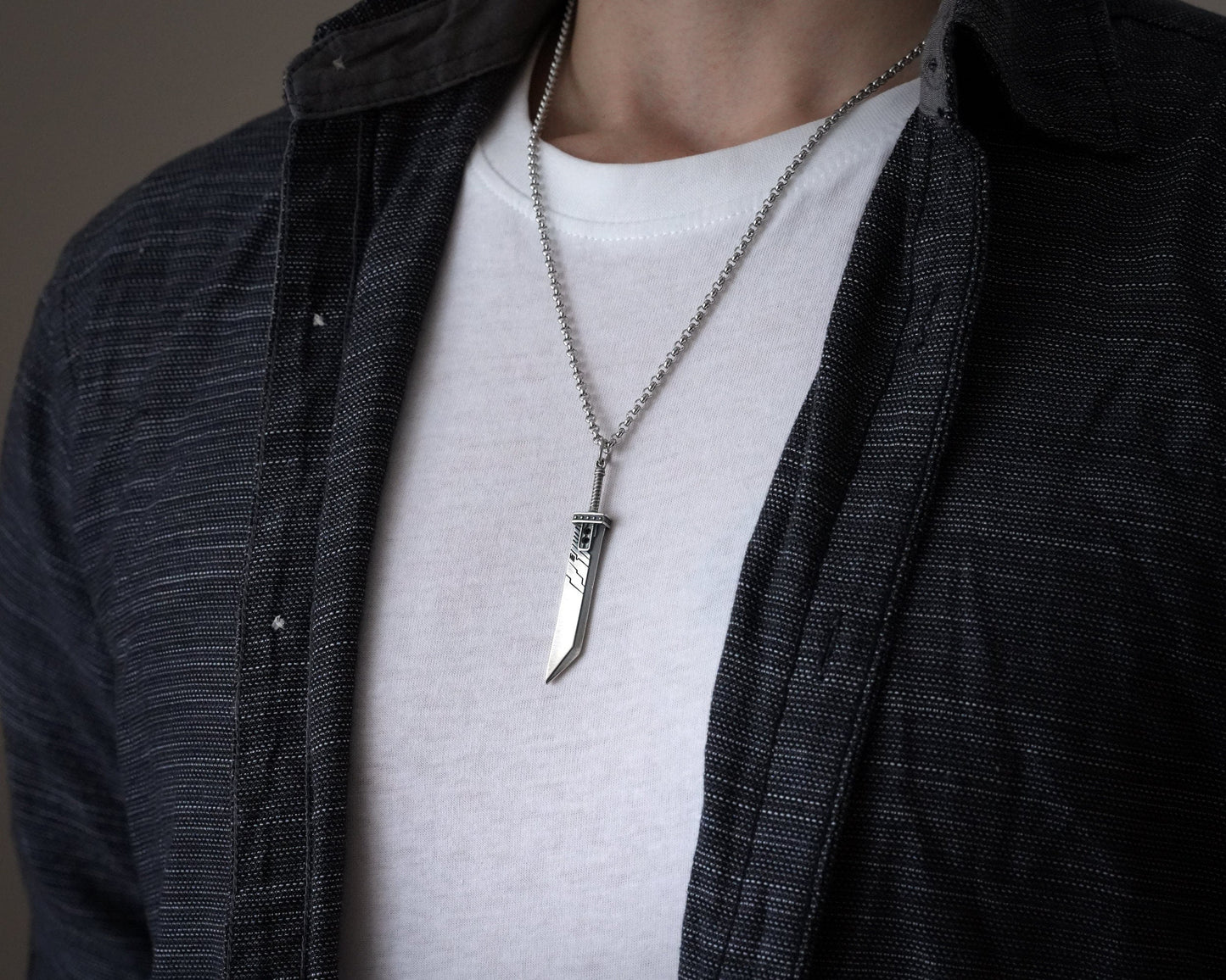 925 Sterling Silver Final Fantasy VII Cloud Buster Sword Necklace Pendant Jewelry - Baldur Jewelry