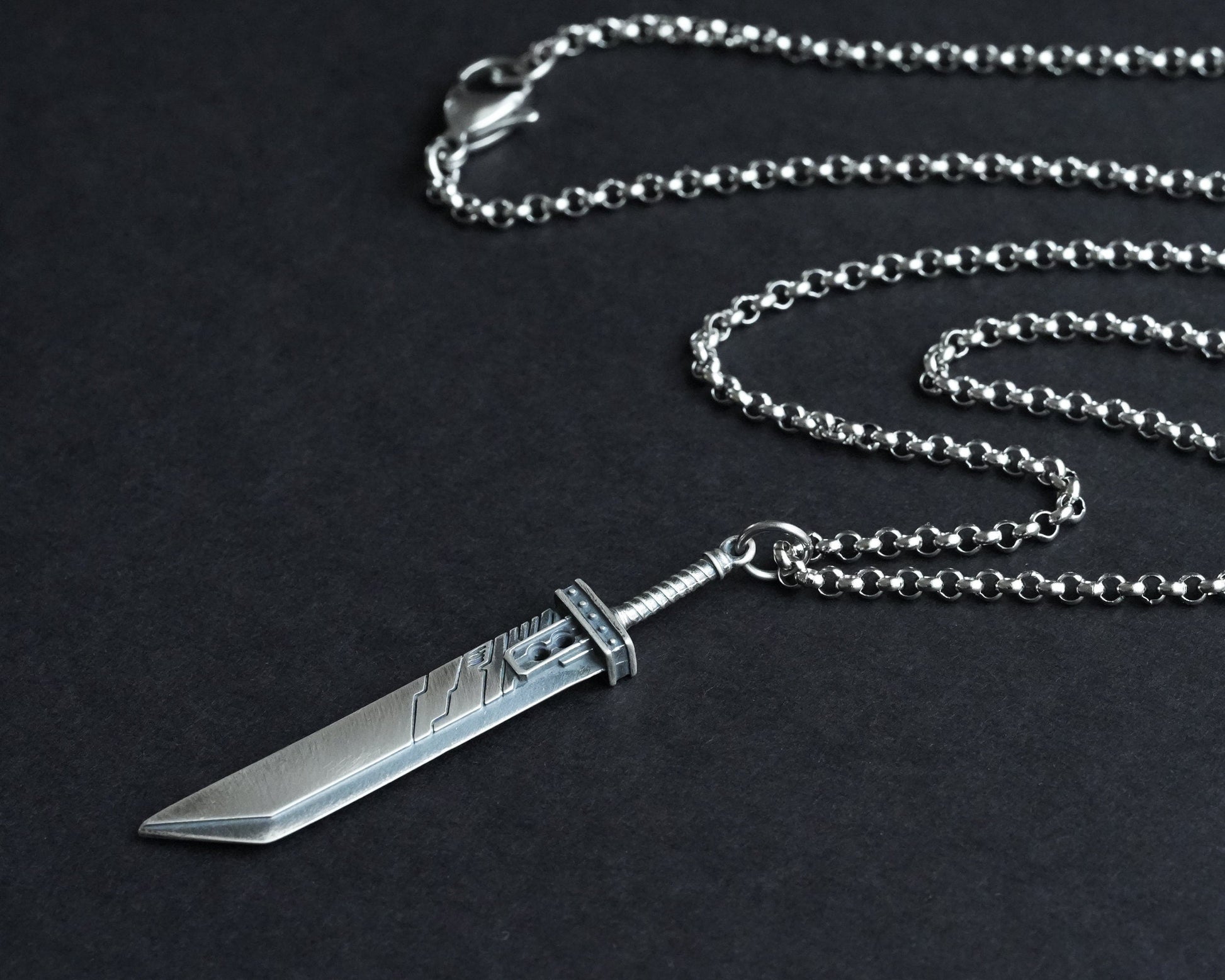 925 Sterling Silver Final Fantasy VII Cloud Buster Sword Necklace Pendant Jewelry - Baldur Jewelry