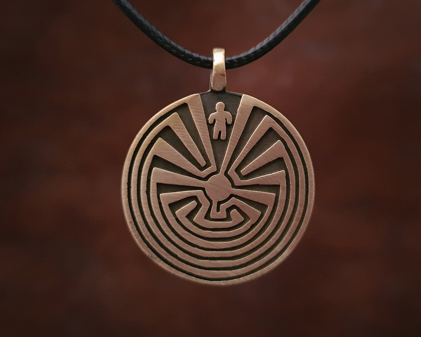 Collier labyrinthe pendentif amulette bijoux labyrinthe