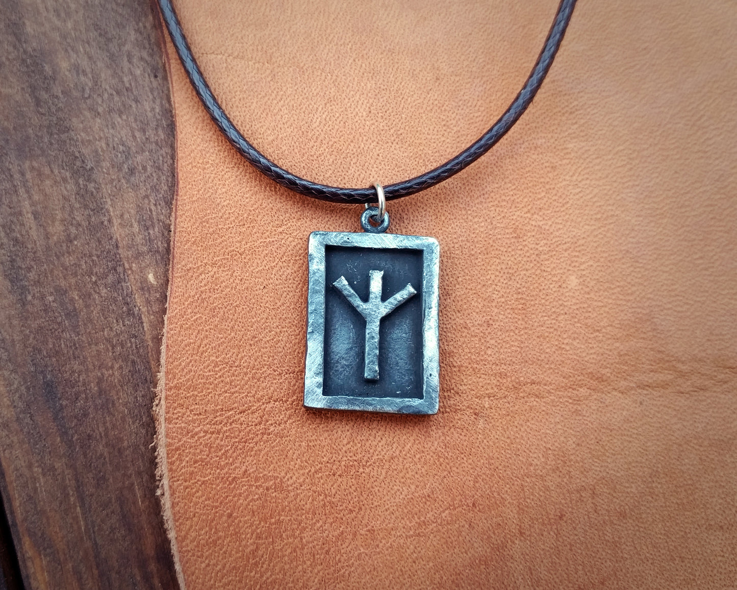 Wikinger-Algiz-/Elhaz-Runenanhänger – Schutz – Silber – Wikinger-Nordischer Schmuck, Halskettenanhänger, Runenalphabet, Runen mit verstellbarer Schnur