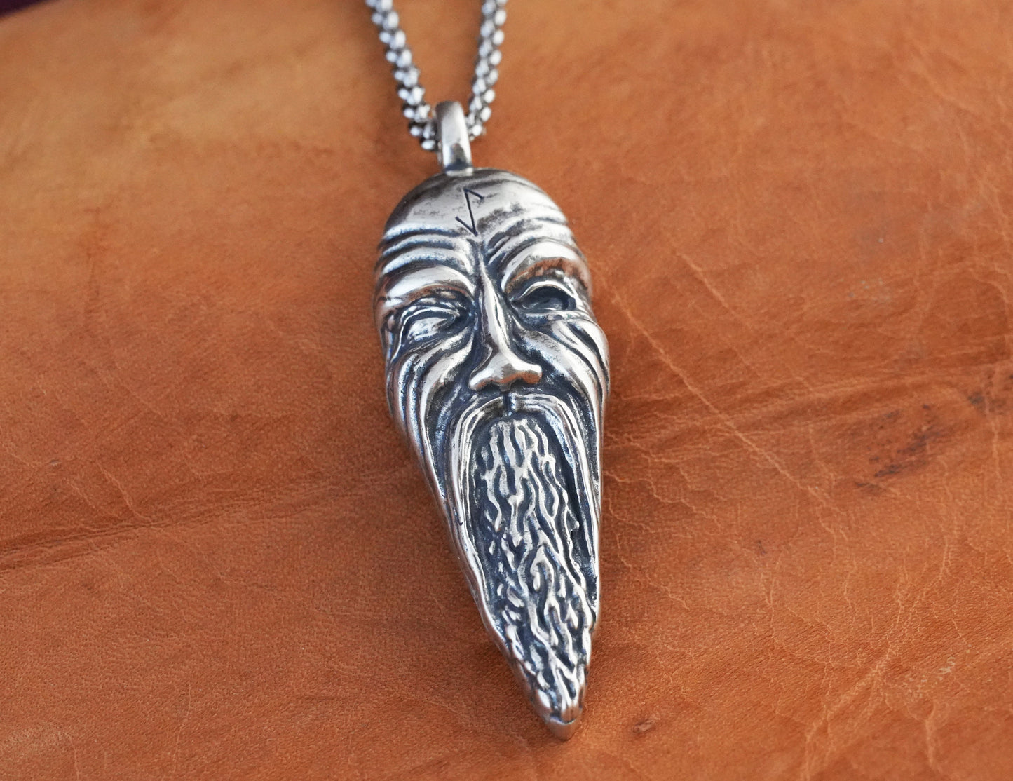 Odin Carved Statue For Altar and Praying For Norns For Good Luck - Baldur Jewelry