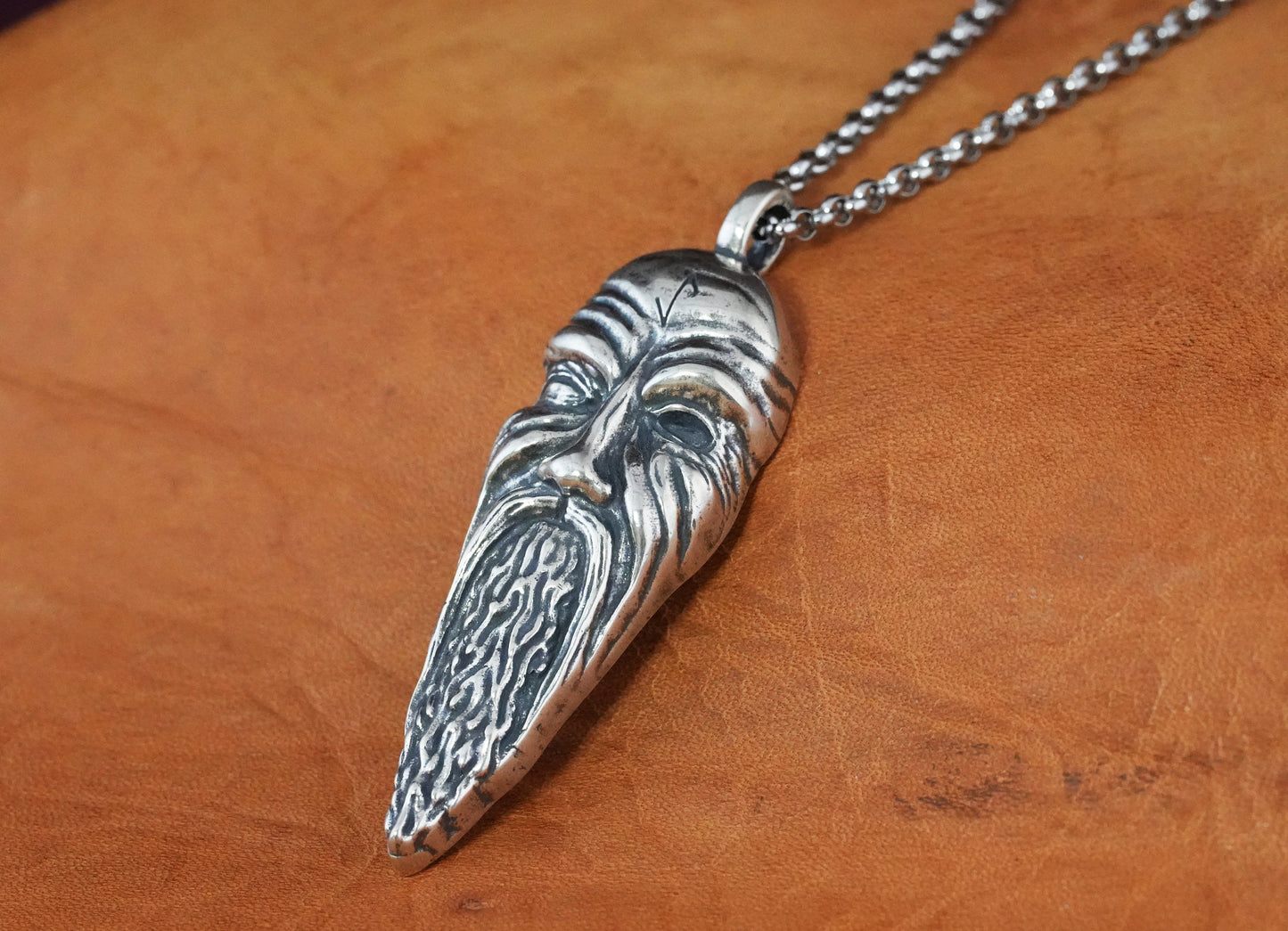 Odin Carved Statue For Altar and Praying For Norns For Good Luck - Baldur Jewelry