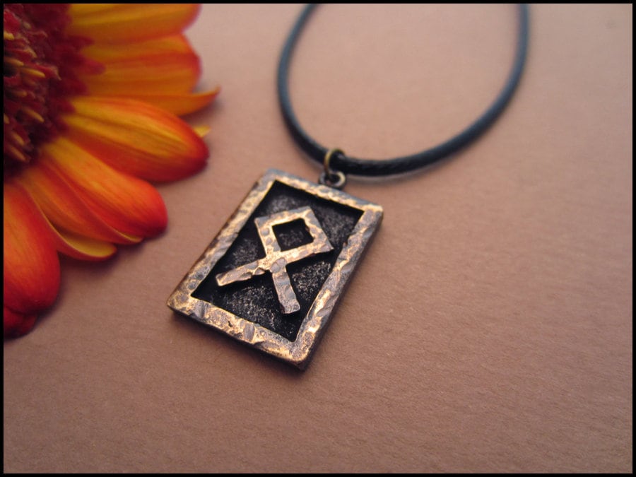 Viking Algiz / Elhaz Rune Pendant - Protection - Silver - Viking Norse Jewelry Necklace Pendant Runic Alphabet Runes with adjustable string - Baldur Jewelry
