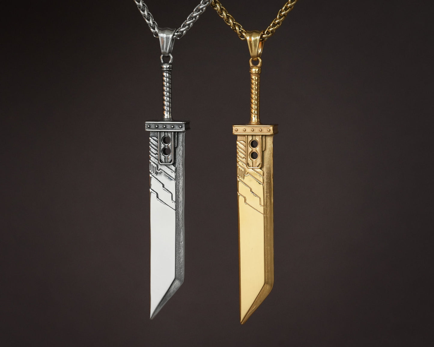 FF Final Fantasy VII Cloud Buster Schwert Extra groß Schwarz Gold Silber Halskette Anhänger Schmuck Schlüsselanhänger