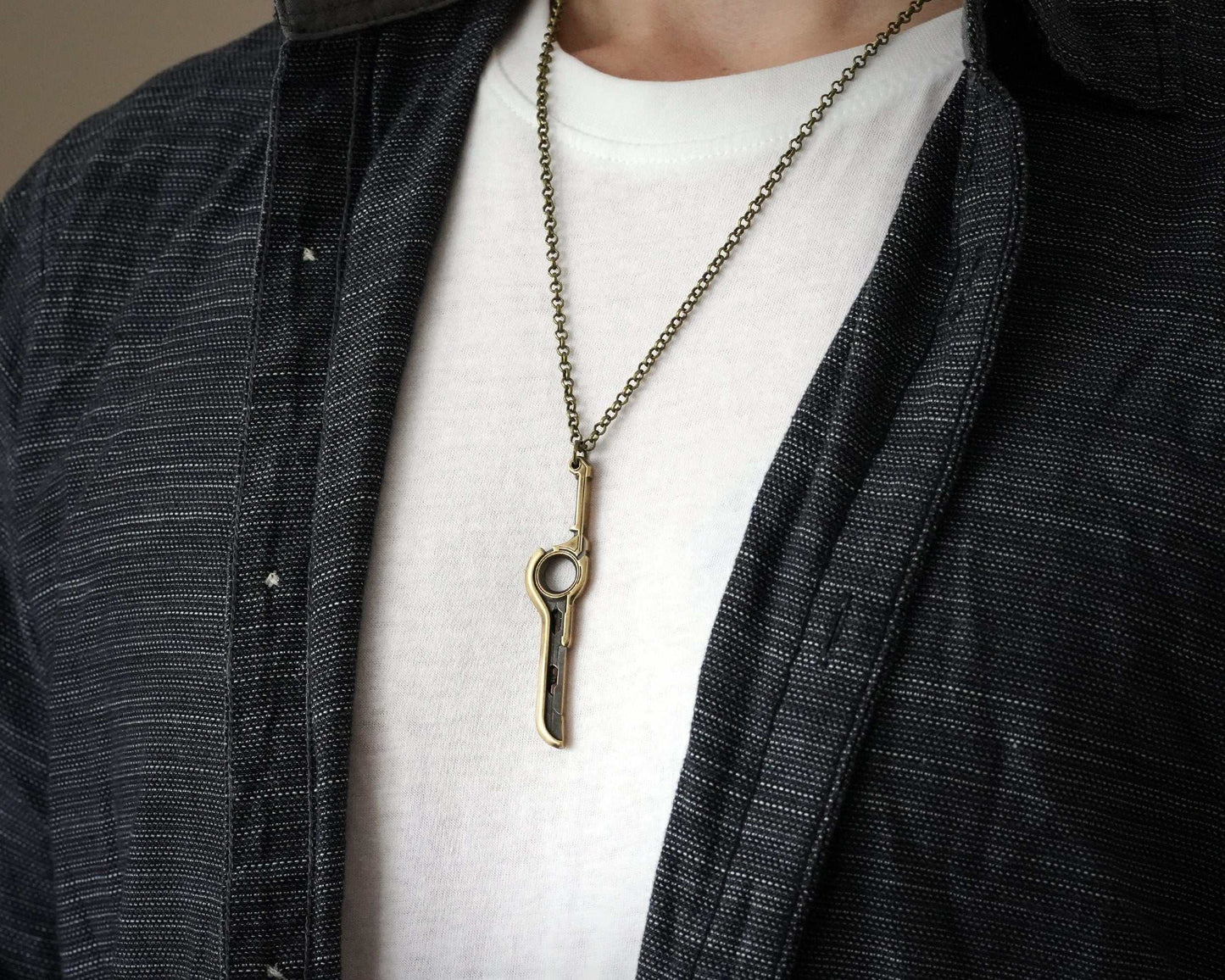 Xenoblade Chronicles Shulk Monado Sword Pendant Necklace Charm - Baldur Jewelry