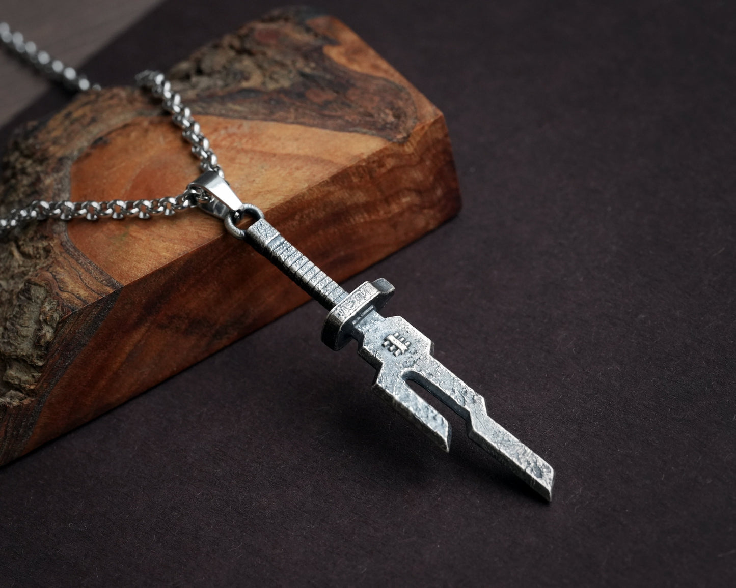 Toji ISoH Spear Necklace Pendant With 22 Inches Chain - Solid Silver or Ancient Bronze Looking Jewelry - Baldur Jewelry