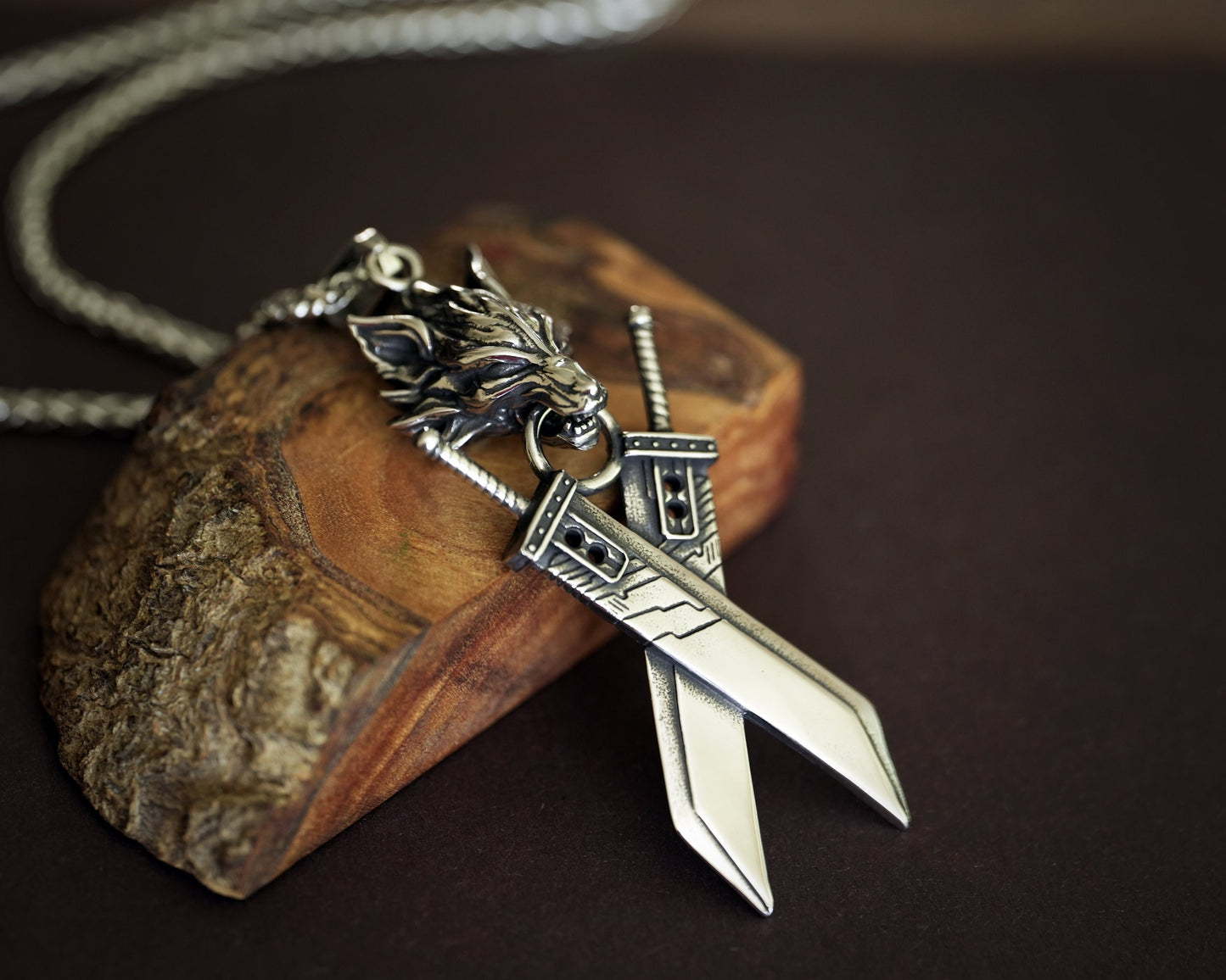 Extra Large Golden Silver Final VII Cloud Buster Double Sword with Lion head Fantasy Necklace Pendant Jewelry Keychain - Baldur Jewelry