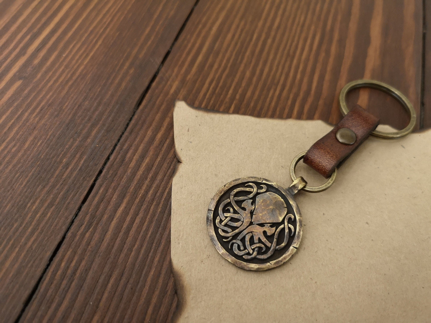 Cthulhu Octopus Keychain Lovecraft Jewelry Accessories Cosplay Leather - Baldur Jewelry