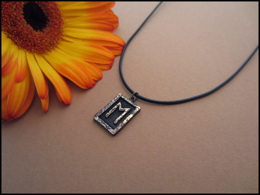 Viking Ehwaz Rune Pendant - Movement - Baldur Jewelry