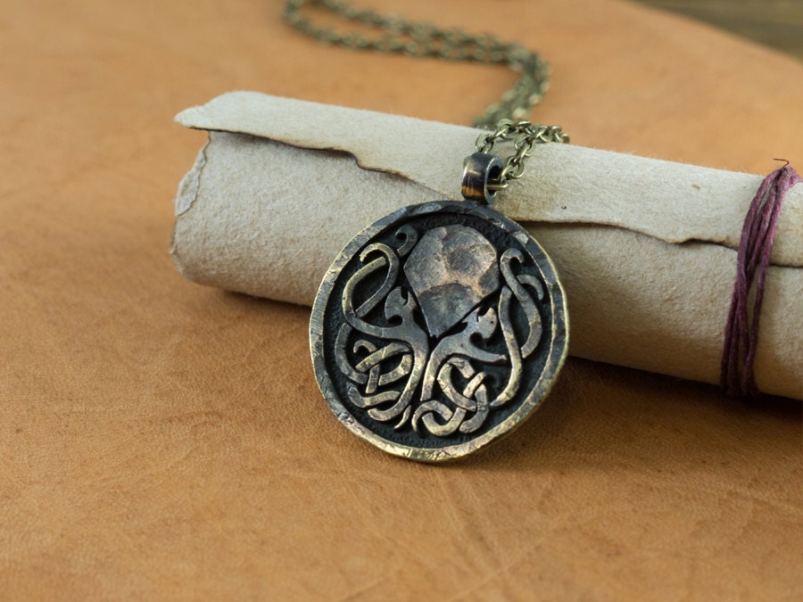 Lovecraft Cthulhu Necklace Pendant Amulet Jewelry - Baldur Jewelry