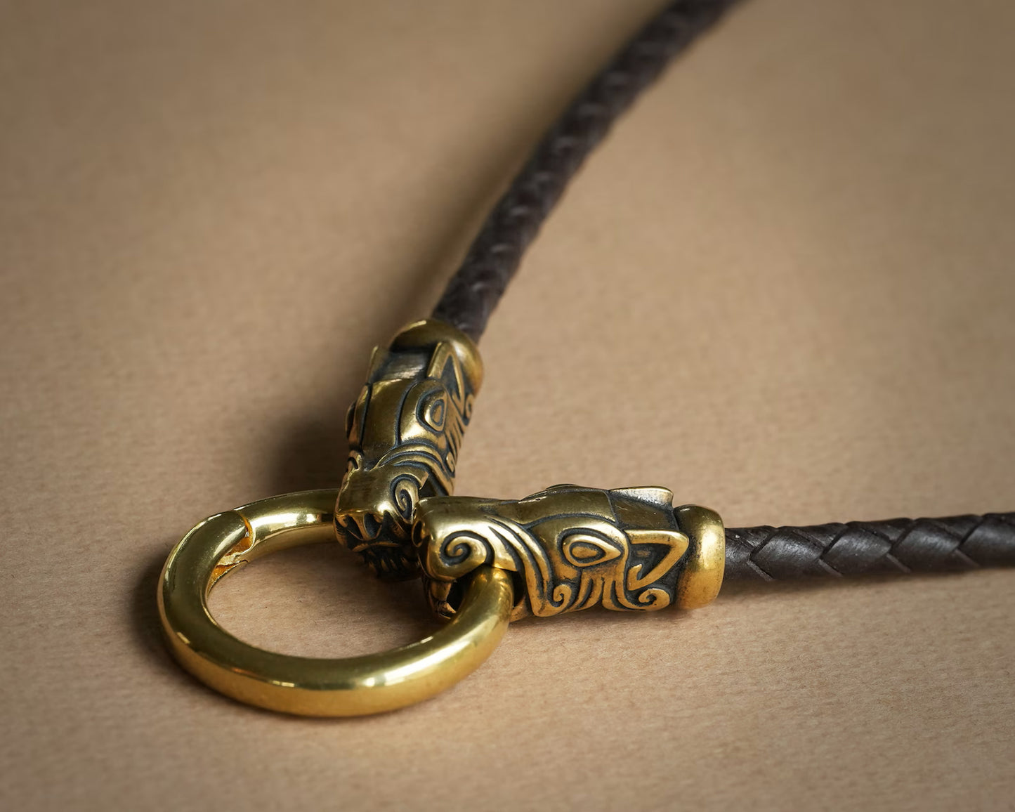 Chaîne de blé Viking en argent sterling 925, laiton et acier inoxydable de 4 mm avec têtes de dragon et fermoir à ressort arrondi de 23 pouces de long