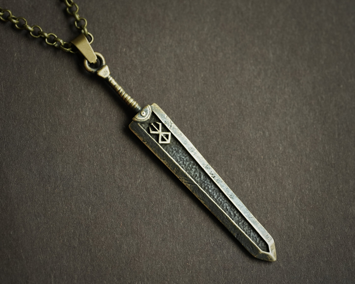 Brand of Sacrifice Dragon Slayer Sword Black Rune Anime Necklace Pendant Jewelry Fantasy Cosplay Gift for Men Women