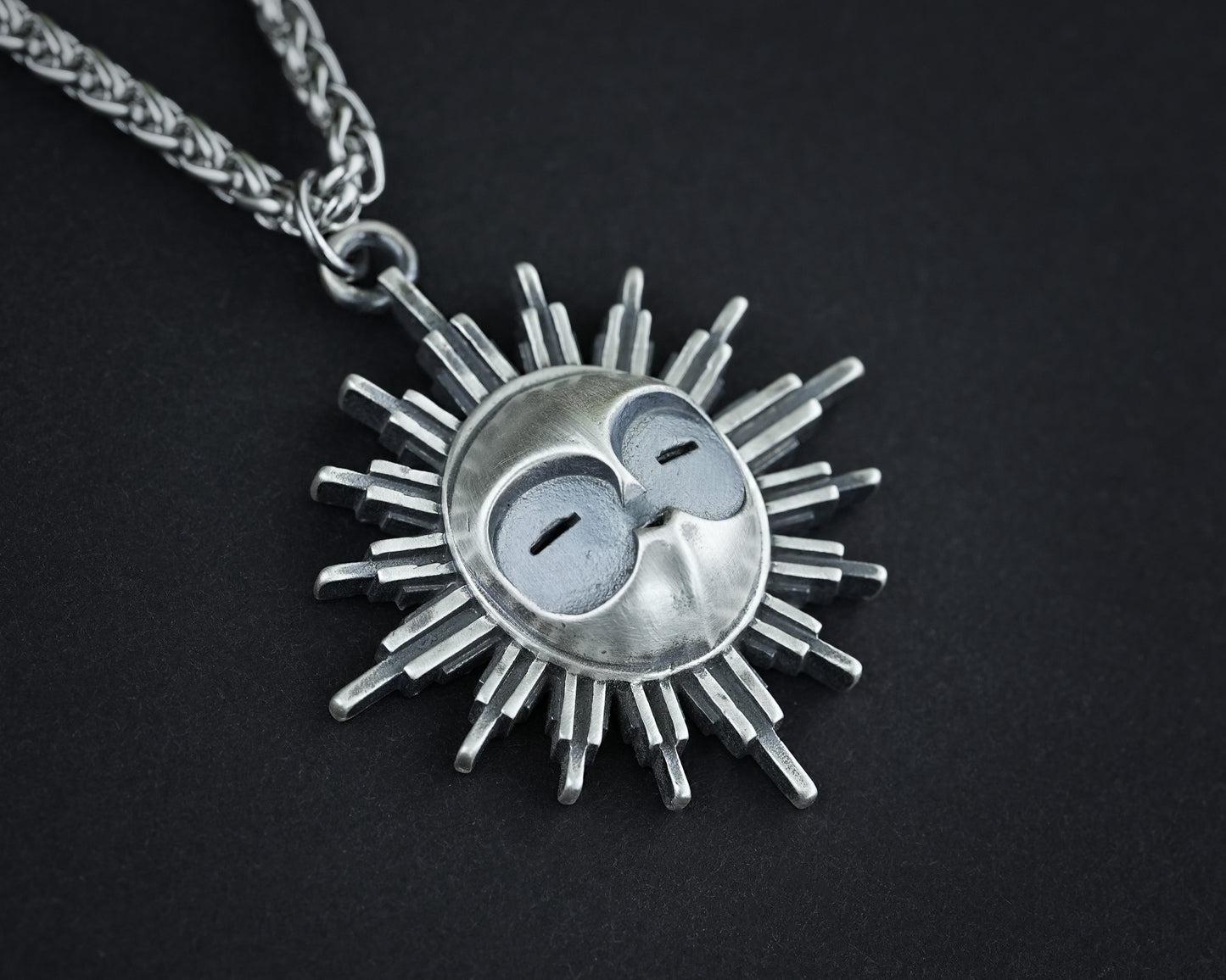Esquie Mask Necklace - Expedition 33 Fantasy Game Jewelry - Clair Obscur Brass or Silver Pendant Amulet