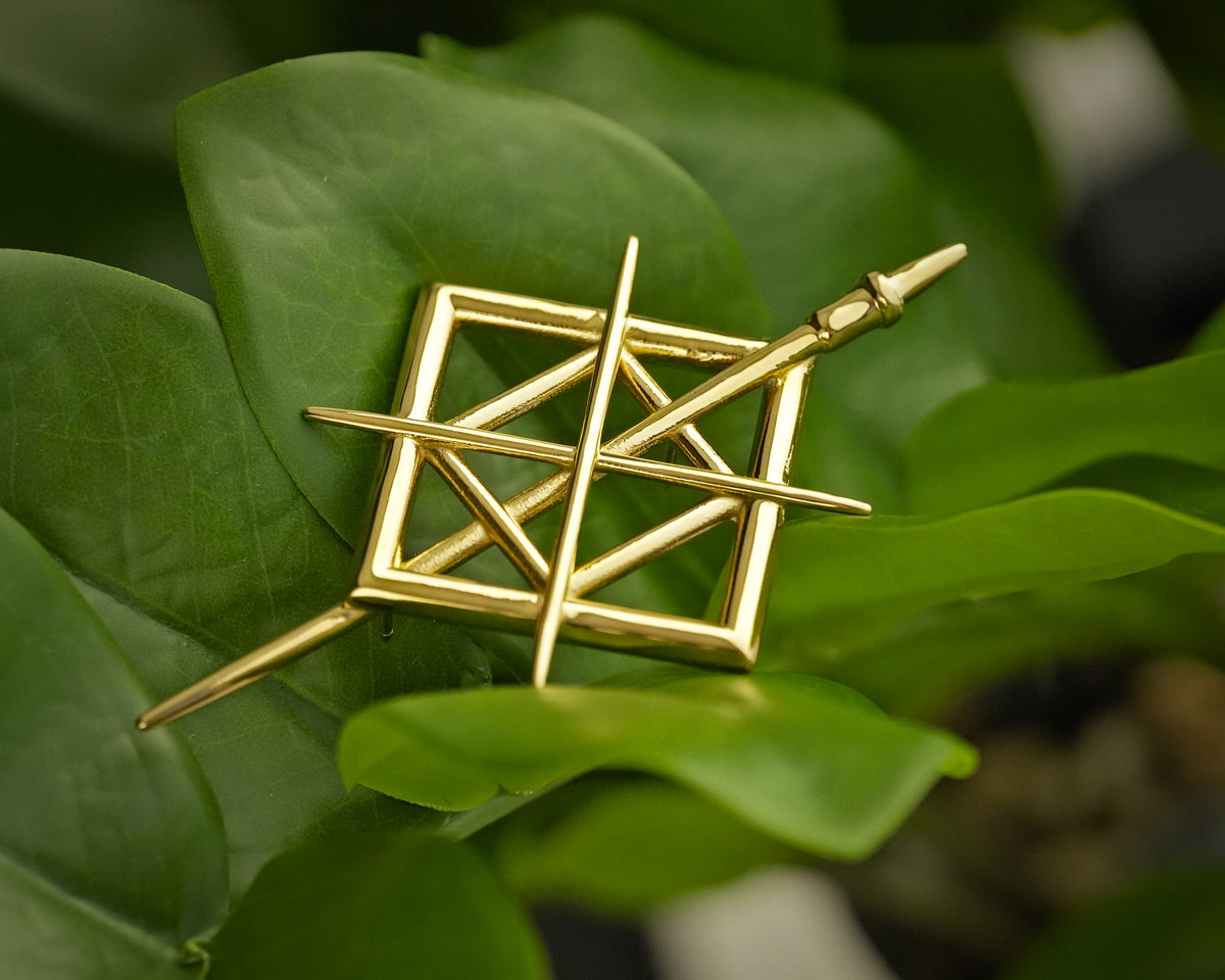 Expedition 33 Clair Obscur Maelle Pin Brooch Cosplay Jewelry Emblem Badge