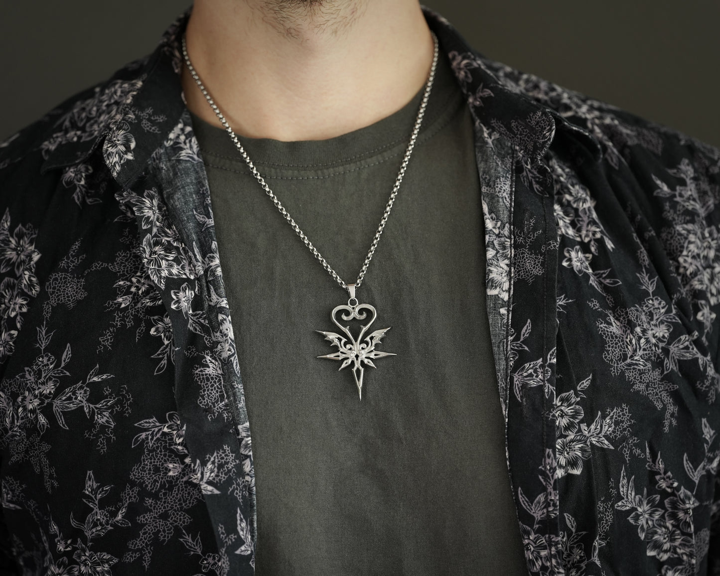 Book of Prophecies Kingdom Heart Necklace Double-Sided Jewelry Amulet