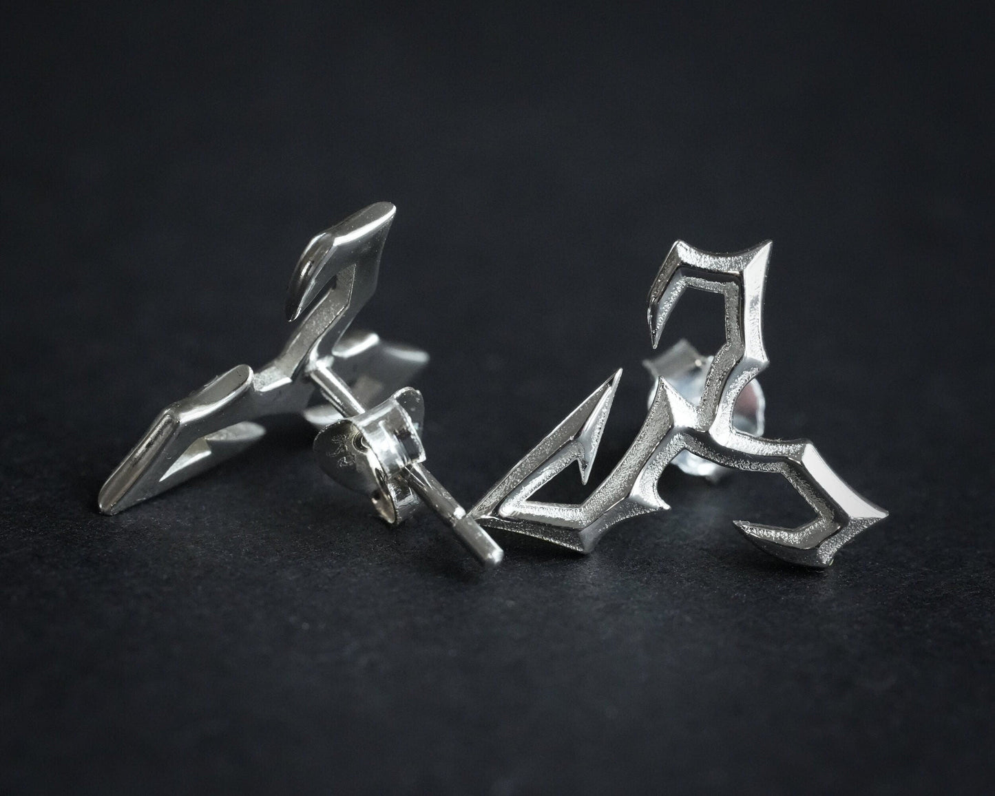 925 Sterling Silver Tidus Zanarkand Abes Stud Earrings from Final Fantasy X - Baldur Jewelry