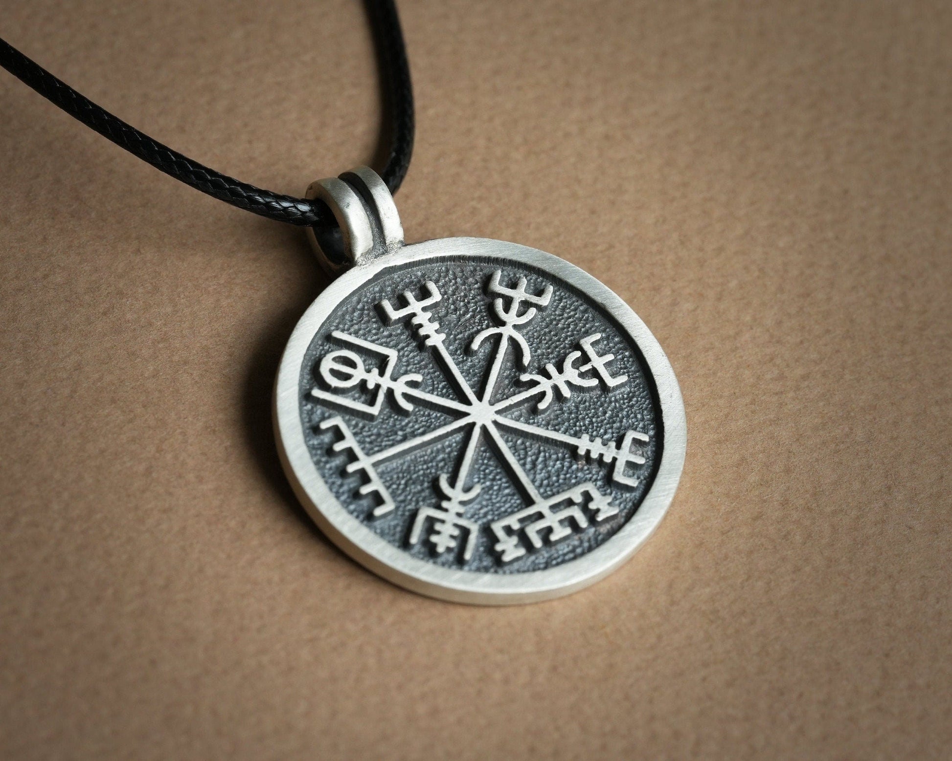 925 Sterling Silver Viking Vegvisir Pendant - Baldur Jewelry