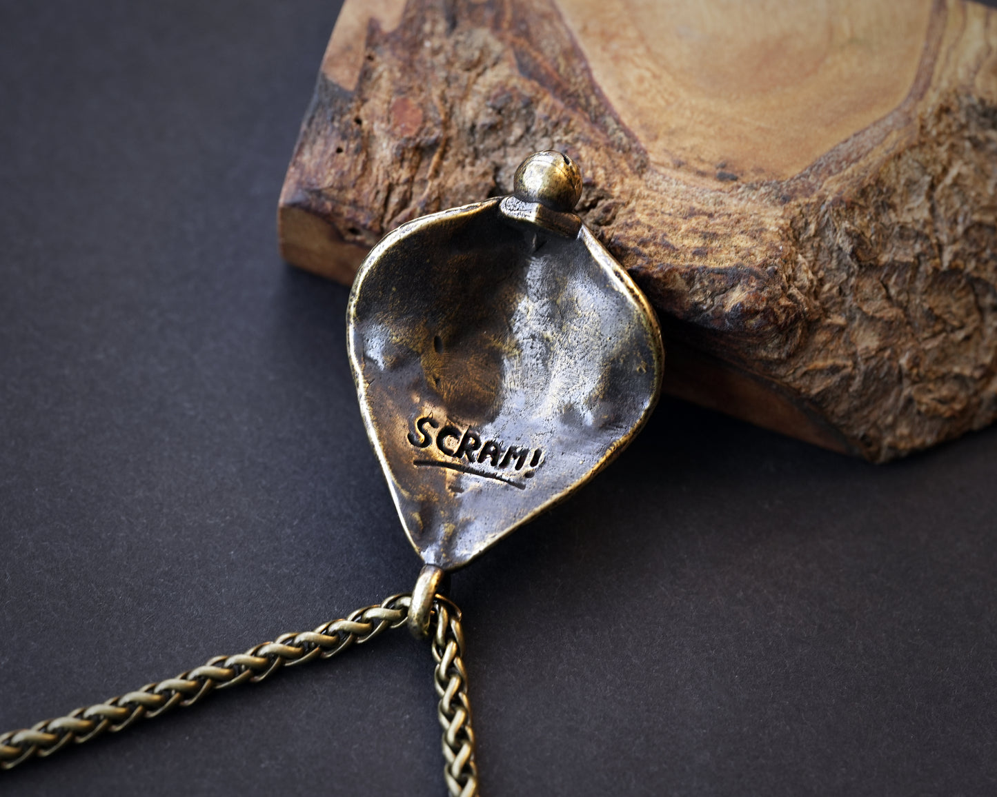 Expedition 33 Clair Obscur Halskette Anhänger Amulett