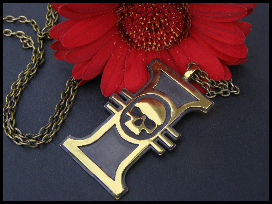 Warhammer 40K Inquisition Antique / Bright looking Pendant Silver / Brass