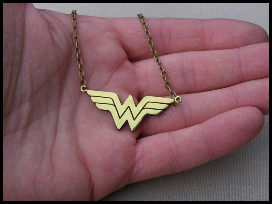 Wonder Woman Pendant Necklace Amulet