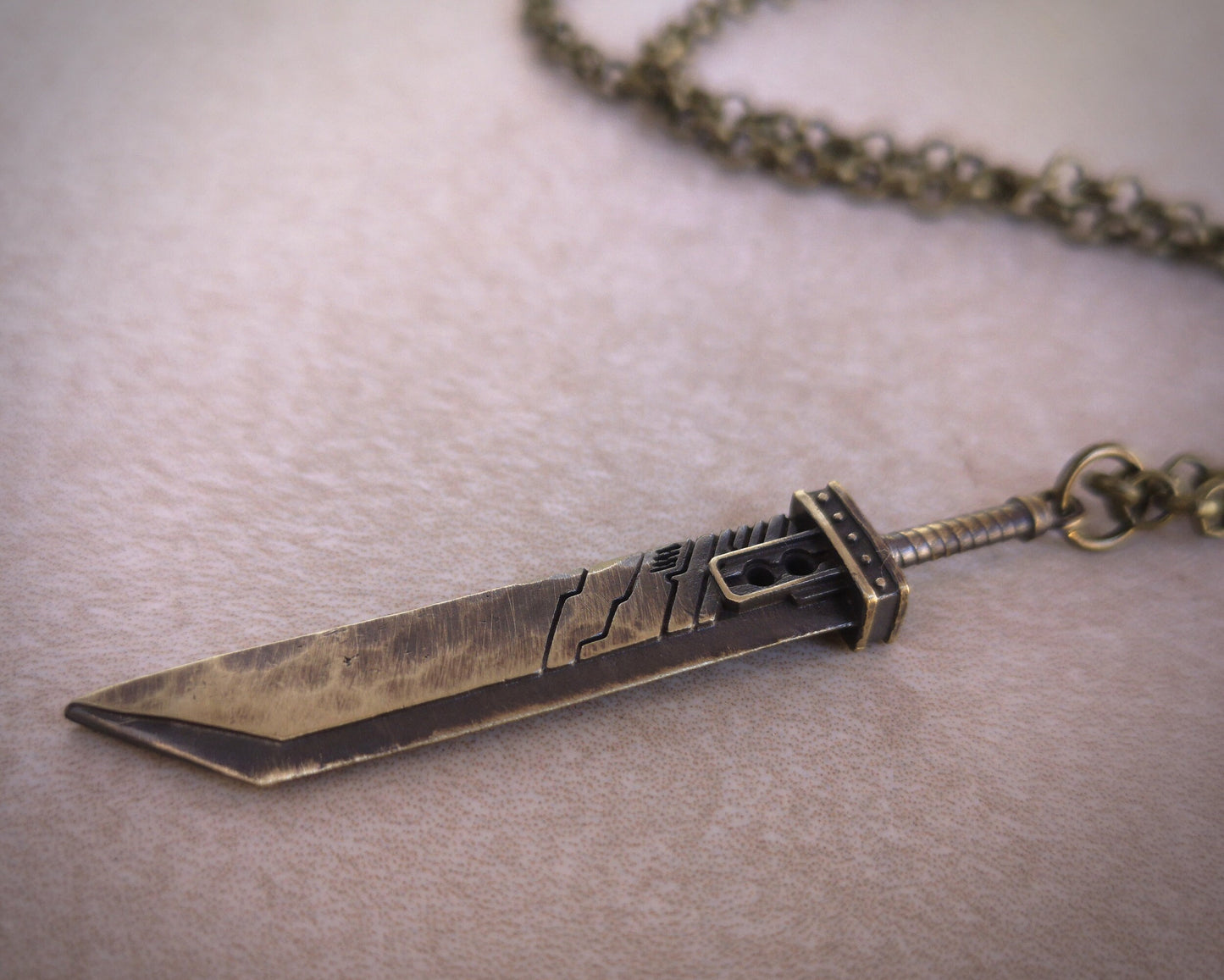 Final Fantasy VII Hand Hammered Battleworn Cloud Buster Sword Necklace Pendant Jewelry - Baldur Jewelry