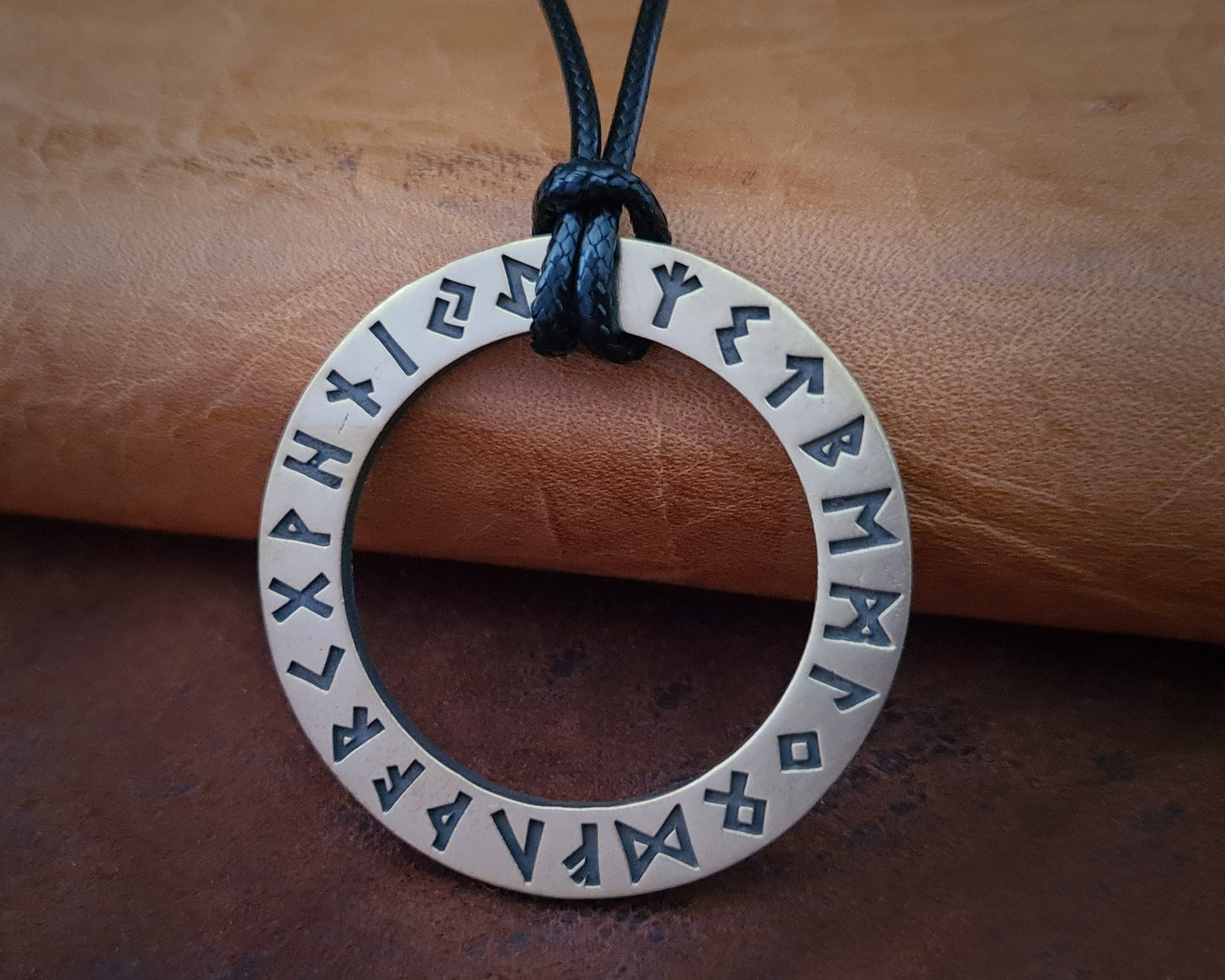 Wikinger-Runenring-Halskette, Runenkreis, Futhark, nordische Mythologie, Odin-Anhänger, Schmuck-Talisman