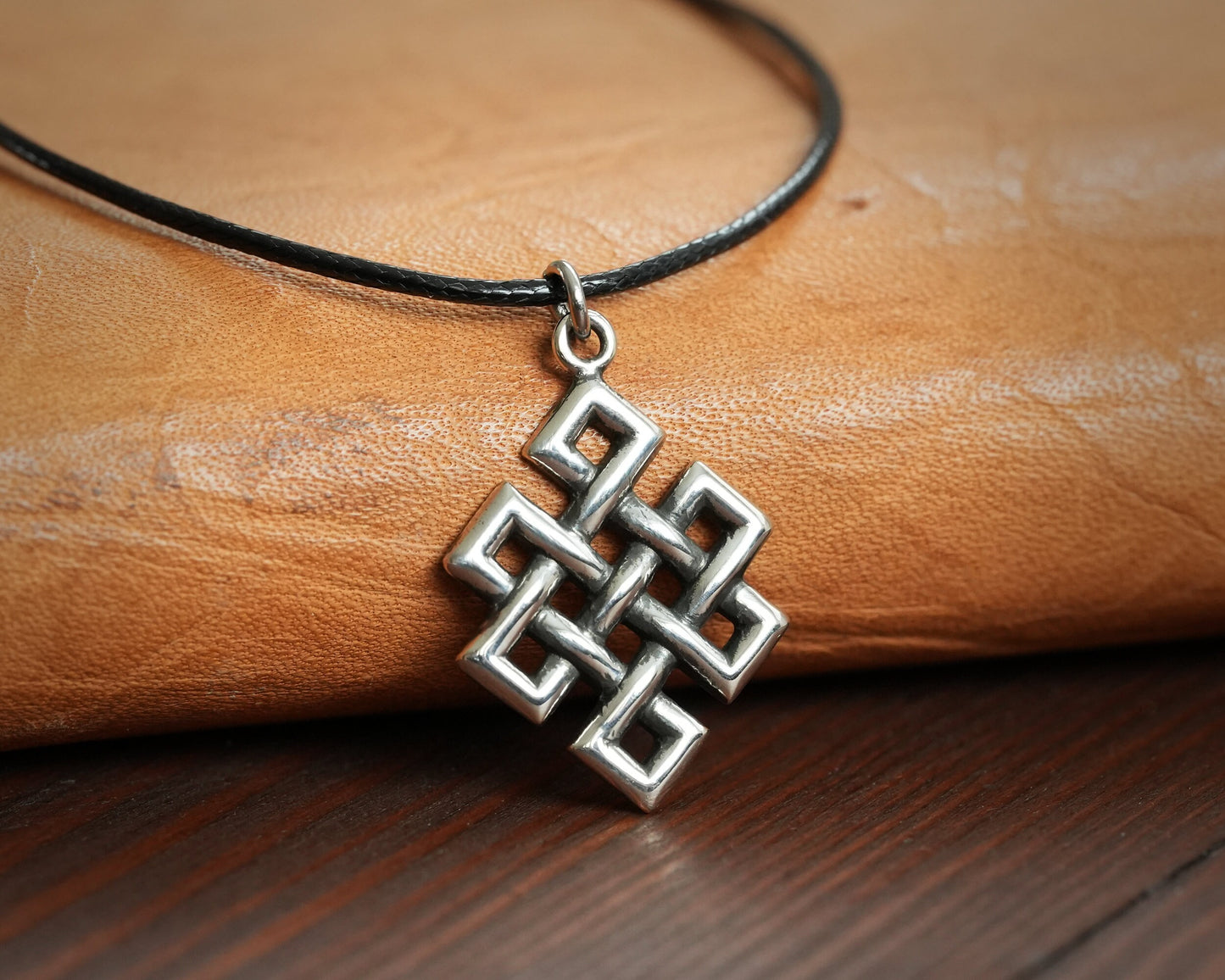 Handmade Tibetan Endless Love Knot Necklace Pendant for Women Japanese Meaningful Meditation Buddhist Jewelry With Adjustable String - Baldur Jewelry