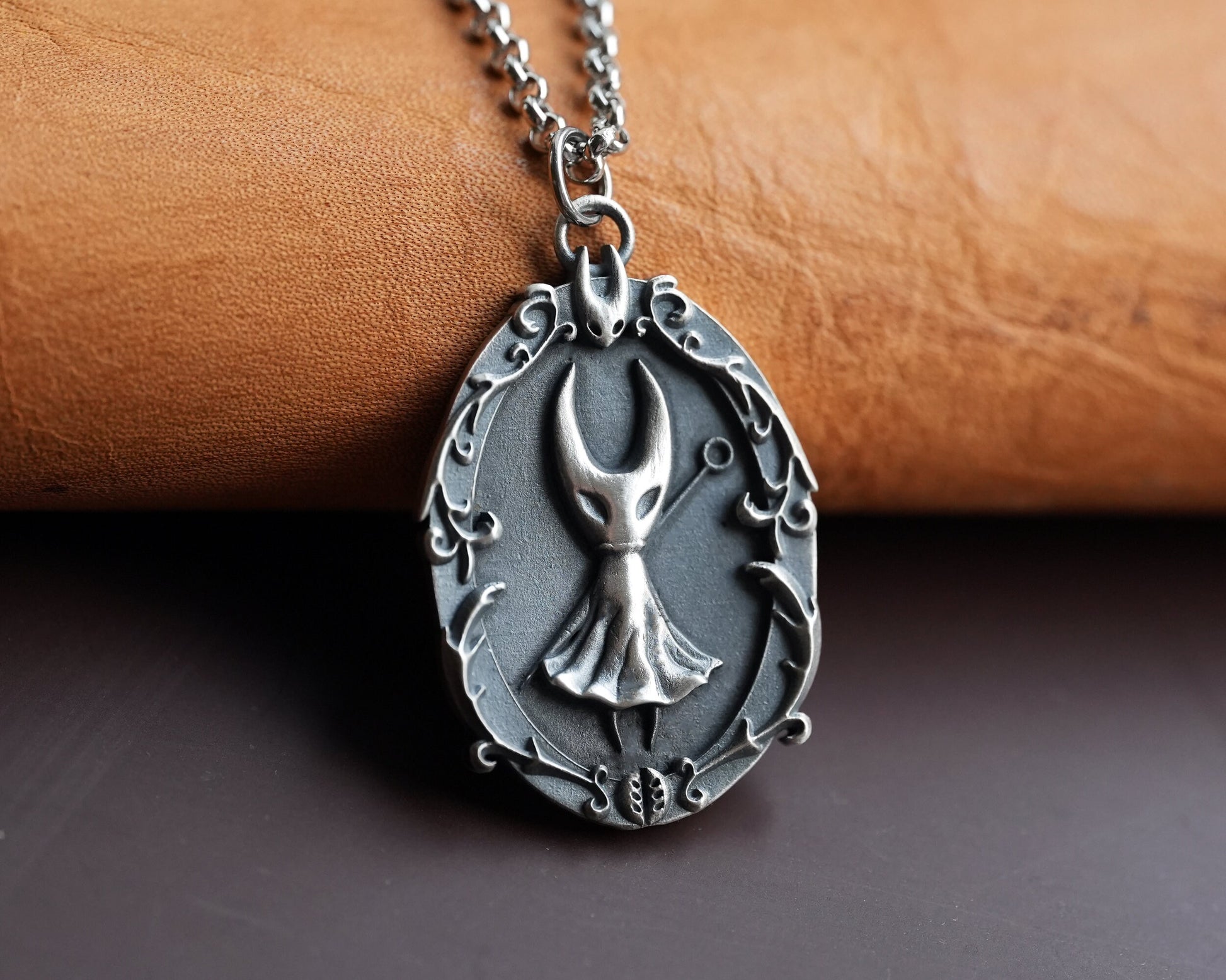 Hollow Knight Silksong Needle Pendant Necklace Charm Jewelry Charm - Baldur Jewelry