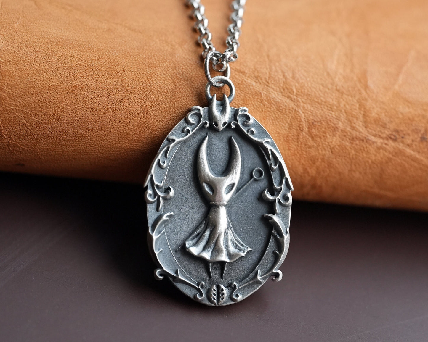 Hollow Knight Silksong Needle Pendant Necklace Charm Jewelry Charm - Baldur Jewelry
