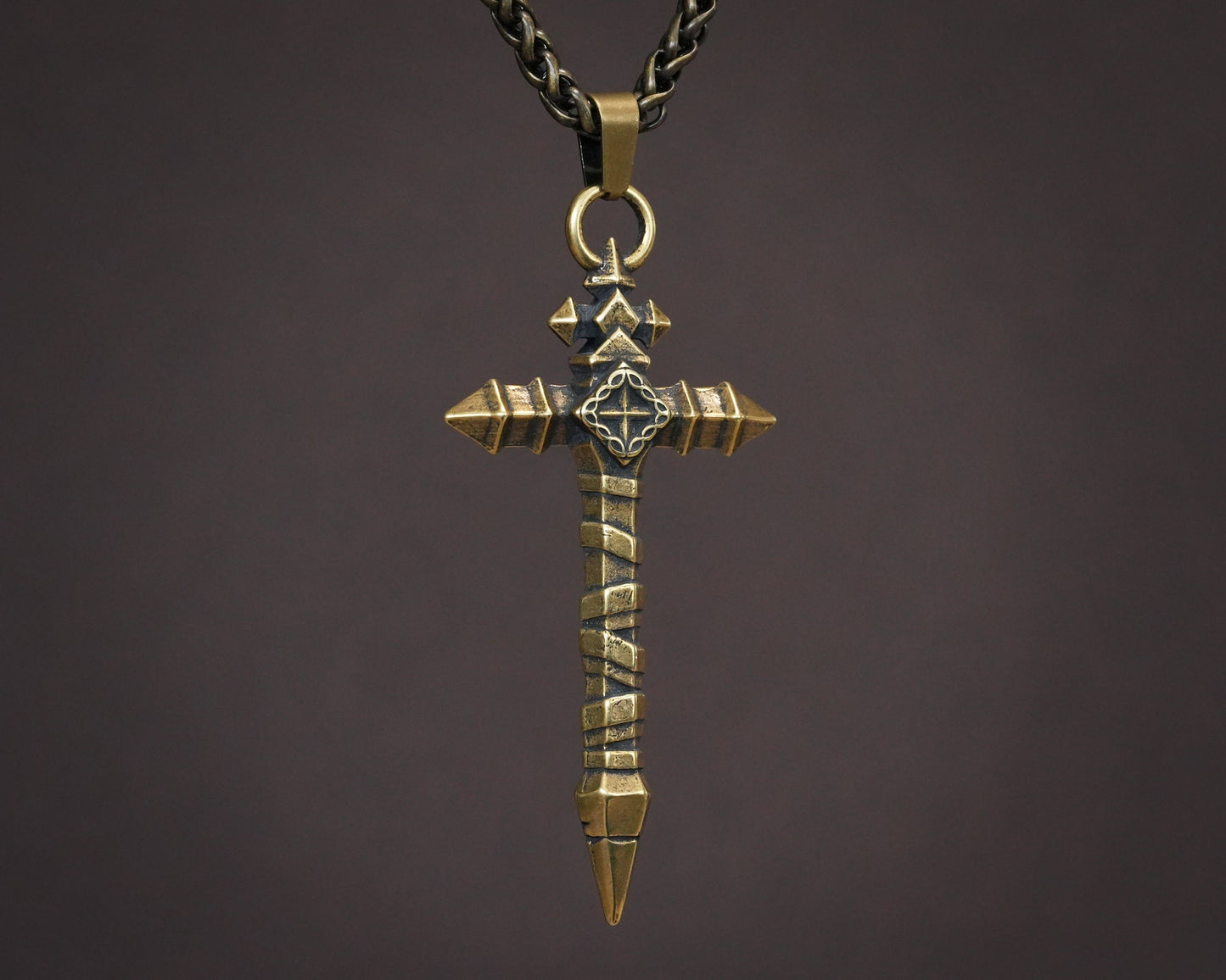 Collier pendentif croix de combat tueur de vampires