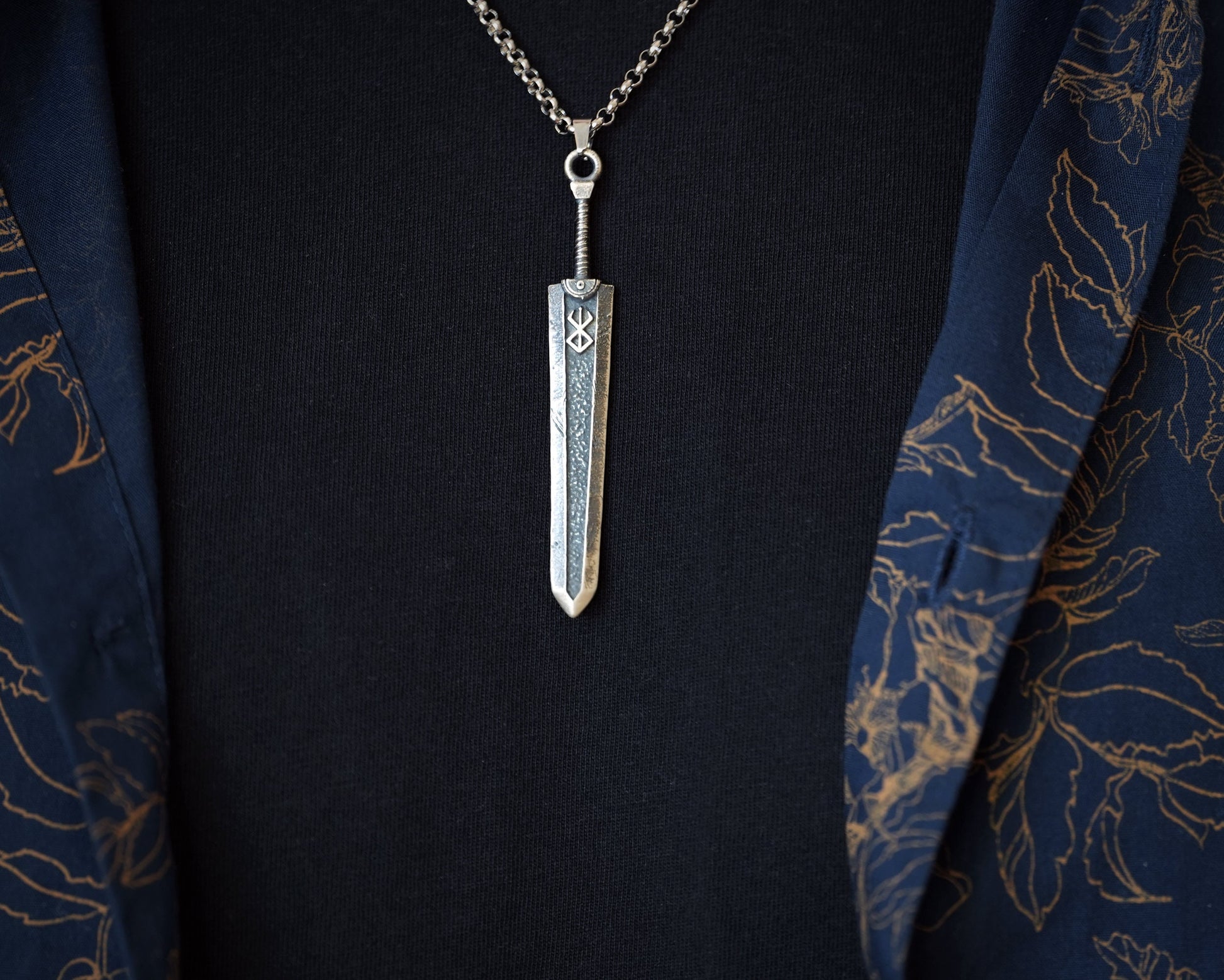 Brand of Sacrifice Dragon Slayer Sword Black Rune Anime Necklace Pendant Jewelry Fantasy Cosplay Gift for Men Women - Baldur Jewelry