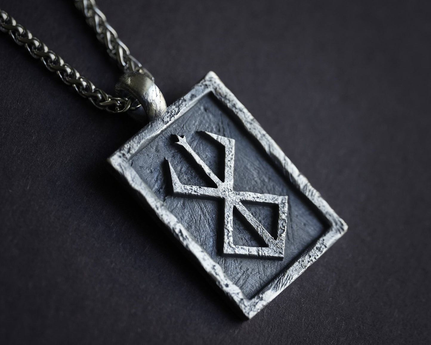 Berserk Brand of Sacrifice Rune Anime Necklace Pendant Jewelry Fantasy Cosplay Gift for Men Women