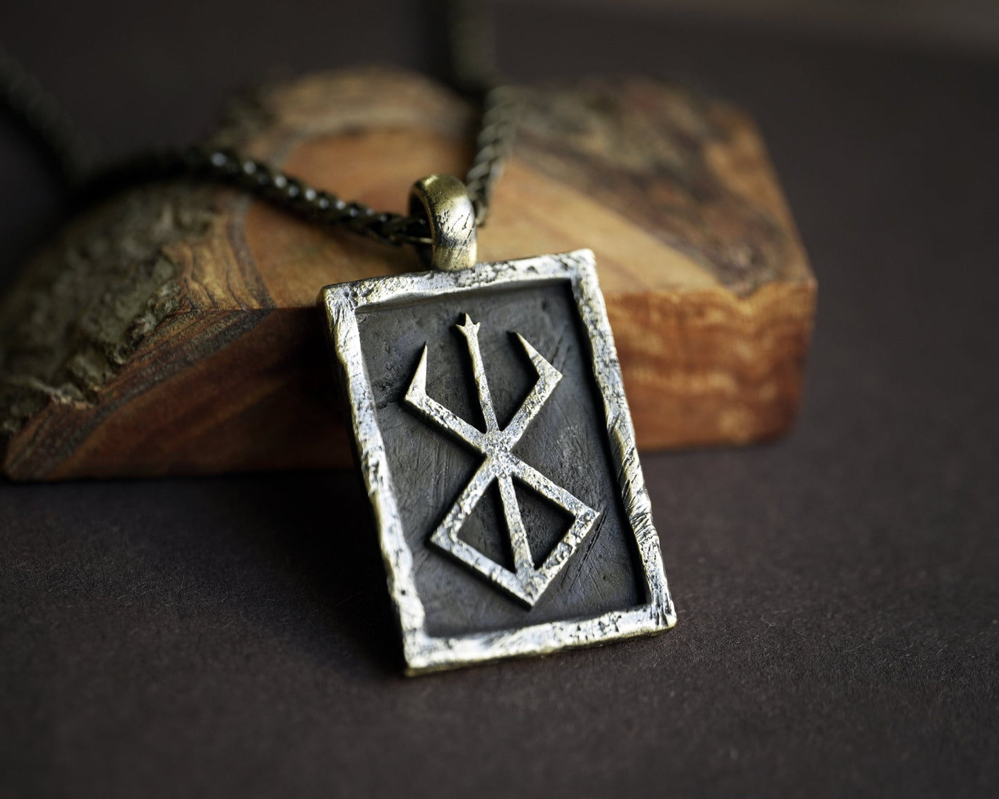 Berserk Brand of Sacrifice Rune Anime Necklace Pendant Jewelry Fantasy Cosplay Gift for Men Women