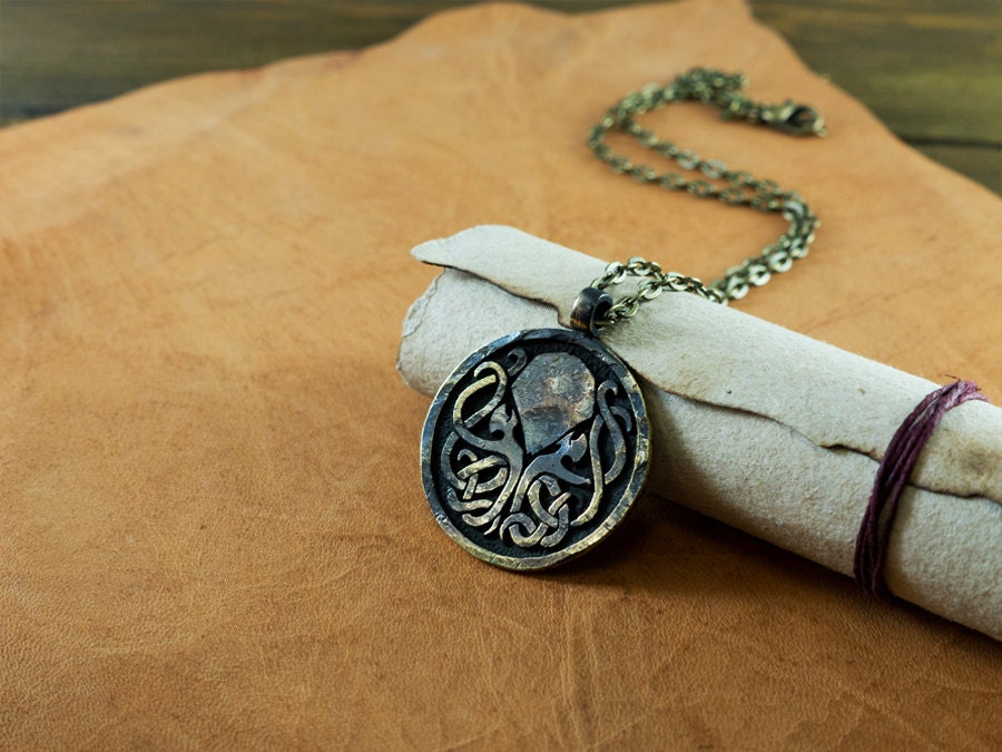 Lovecraft Cthulhu Necklace Pendant Amulet Jewelry - Baldur Jewelry